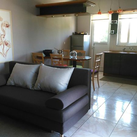 Theanthi Apartment นาฟปลิโอ ภายนอก รูปภาพ